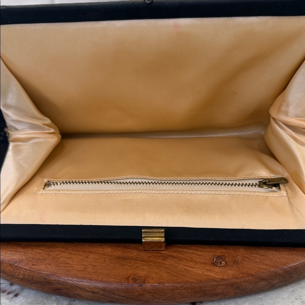 Vintage Waldman Clutch- Metallic Floral and Black - Picture 4 of 10